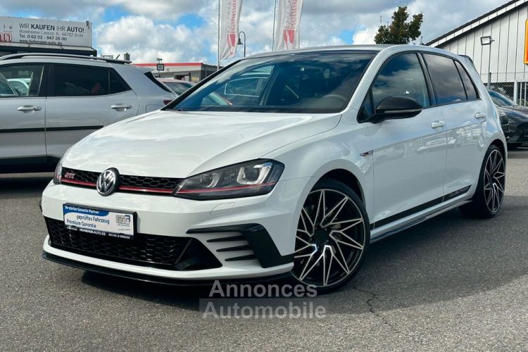 Volkswagen Golf GTI CLUBSPORT Edition 40 Ans - <small></small> 25.590 € <small>TTC</small> - #1