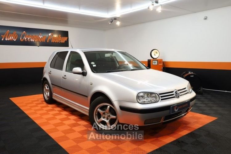 Volkswagen Golf IV 1.9 SDI 68CH 5P 5CV - <small></small> 5.490 € <small>TTC</small> - #1