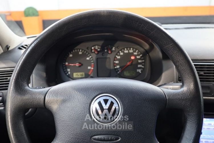 Volkswagen Golf IV 1.9 SDI 68CH 5P 5CV - <small></small> 5.490 € <small>TTC</small> - #15