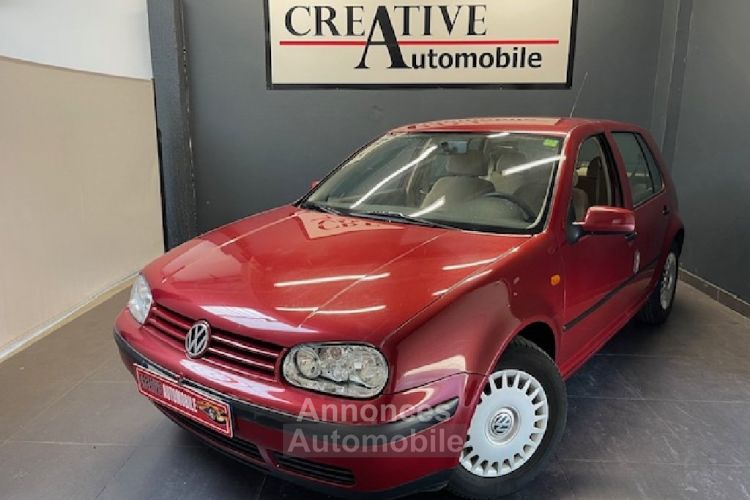 Volkswagen Golf IV 1.9 TDi 90 CV 1ERE MAIN - <small></small> 6.990 € <small>TTC</small> - #1