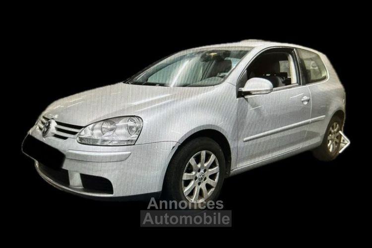 Volkswagen Golf V 1.9 TDI 105CH CONFORTLINE 3P - <small></small> 7.900 € <small>TTC</small> - #1