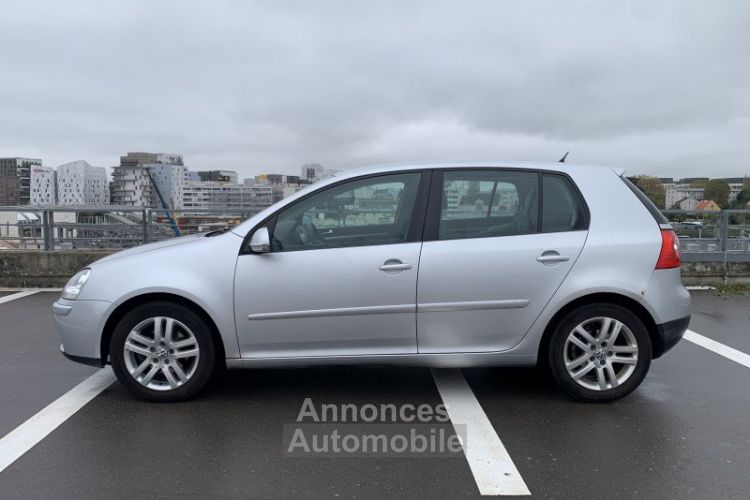 Volkswagen Golf V 1.9 TDI 105CH CONFORTLINE 4MOTION 5P - <small></small> 4.990 € <small>TTC</small> - #5