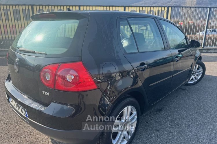 Volkswagen Golf V 1.9 TDI 105CH DPF CONFORTLINE DSG7 5P - <small></small> 6.990 € <small>TTC</small> - #4