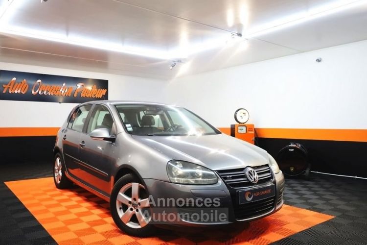 Volkswagen Golf V 1.9 TDI 105CH DPF GT SPORT DSG7 5P - <small></small> 8.990 € <small>TTC</small> - #1