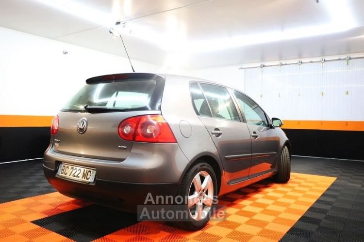 Volkswagen Golf V 1.9 TDI 105CH DPF GT SPORT DSG7 5P - <small></small> 8.990 € <small>TTC</small> - #20