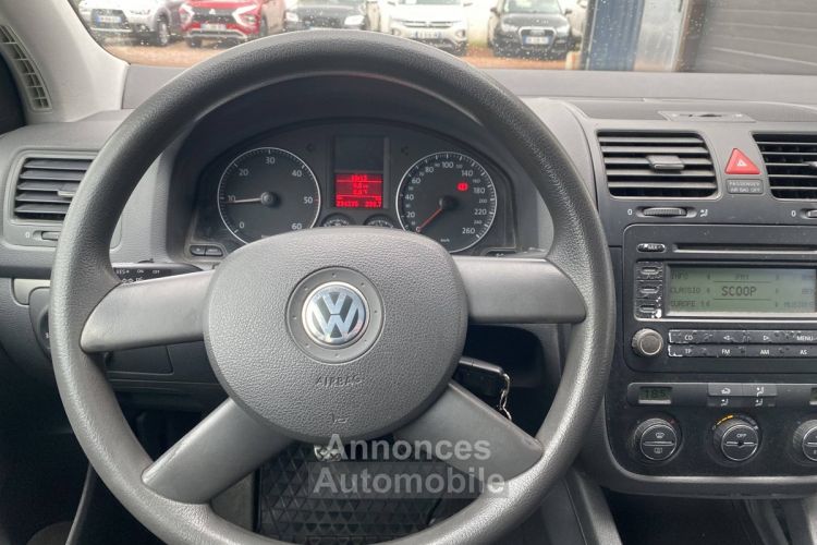 Volkswagen Golf V 2.0 TDI 140 Confort 3p - <small></small> 4.990 € <small>TTC</small> - #10