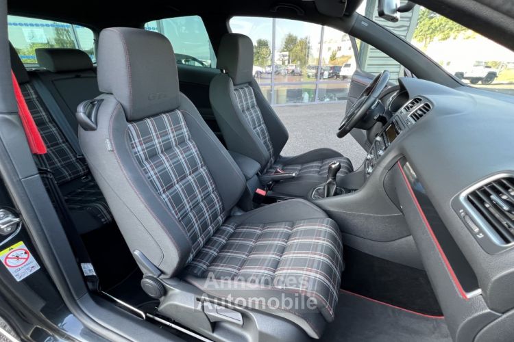 Volkswagen Golf VI 2.0 TSI 210 CV GTI - Prix sur Demande - #16