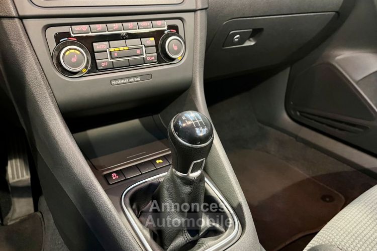 Volkswagen Golf VI Cabriolet 1.2 105ch 56 995 km Sièges Chauffants Dossier d’entretien complet État exceptionnel - <small></small> 12.480 € <small>TTC</small> - #8