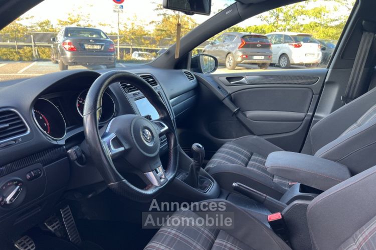 Volkswagen Golf VI GTI 2.0 TFSI 211 cv - <small></small> 9.990 € <small>TTC</small> - #19