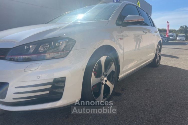 Volkswagen Golf VII 2.0 TSI 220CH BLUEMOTION TECHNOLOGY GTI DSG6 5P - <small></small> 22.990 € <small>TTC</small> - #2