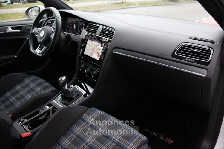 Volkswagen Golf VII GTE Facelift 1.4 TSI Hybrid 204 DSG6 (1ére main, Carplay, Caméra...) - <small></small> 22.990 € <small>TTC</small> - #8