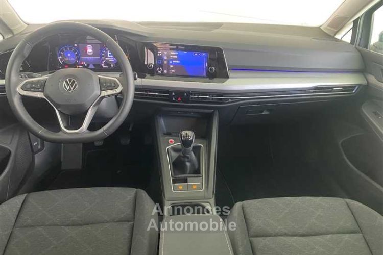 Volkswagen Golf VIII 1.0 TSI 110ch Life 1st BV6 - <small></small> 22.980 € <small>TTC</small> - #4