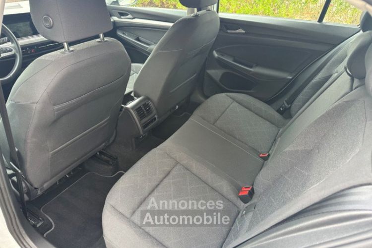 Volkswagen Golf VIII 1.0 TSI OPF 110CH ACTIVE - <small></small> 22.490 € <small>TTC</small> - #10