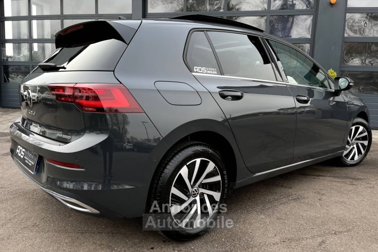 Volkswagen Golf VIII 1.4 eHybrid OPF 204ch Style 1st DSG6 / À PARTIE DE 422,82 € * - <small></small> 26.990 € <small>TTC</small> - #9