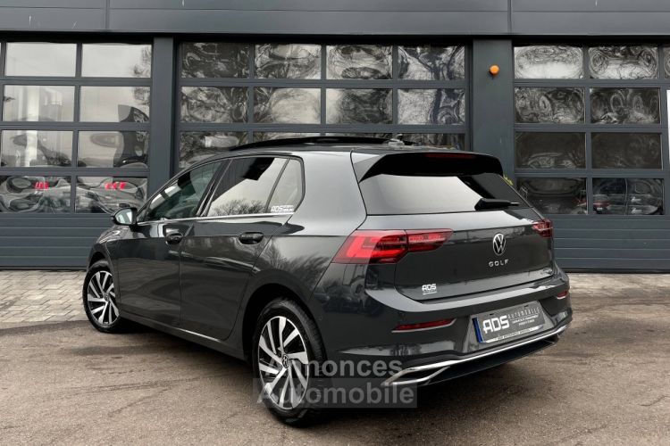 Volkswagen Golf VIII 1.4 eHybrid OPF 204ch Style 1st DSG6 / À PARTIE DE 422,82 € * - <small></small> 26.990 € <small>TTC</small> - #11