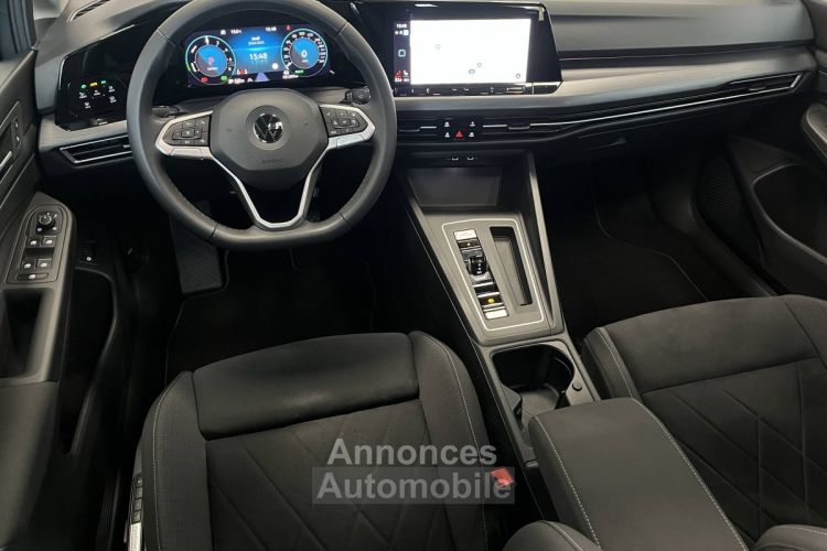 Volkswagen Golf VIII 1.4 eHybrid OPF 204ch Style 1st DSG6 / À PARTIE DE 422,82 € * - <small></small> 26.990 € <small>TTC</small> - #22