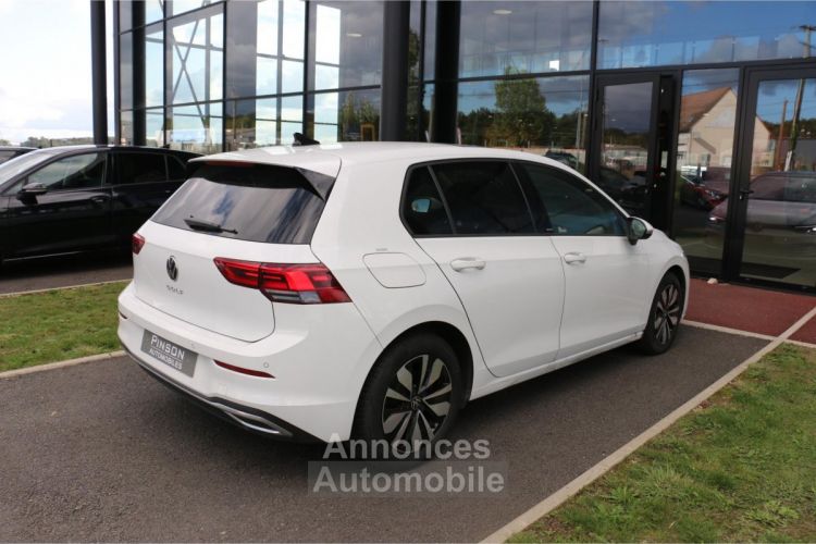 Volkswagen Golf VIII 2.0 TDI 150 DSG ACTIVE - <small></small> 29.900 € <small></small> - #4