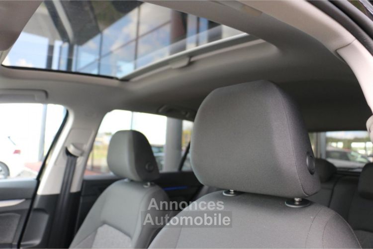 Volkswagen Golf VIII 2.0 TDI 150 DSG ACTIVE - <small></small> 29.900 € <small></small> - #16