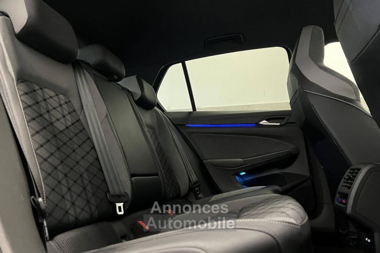 Volkswagen Golf VIII 2.0 TDI SCR 150ch R-Line 1st DSG7 114g - <small></small> 28.990 € <small>TTC</small> - #17