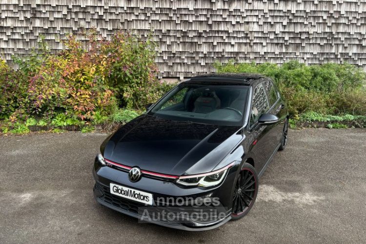 Volkswagen Golf VIII 2.0 TSI 300CH GTI CLUBSPORT 45 DSG7 / TOIT OUVRANT / CARPLAY / ÉCHAPEMENT AKRAPO - <small></small> 39.990 € <small>TTC</small> - #1