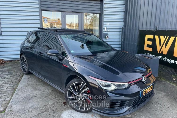 Volkswagen Golf VIII GTI ClubSport 300ch Toit Ouvrant- Line,Front assist- Siege, volant chauffant - <small></small> 30.980 € <small>TTC</small> - #4