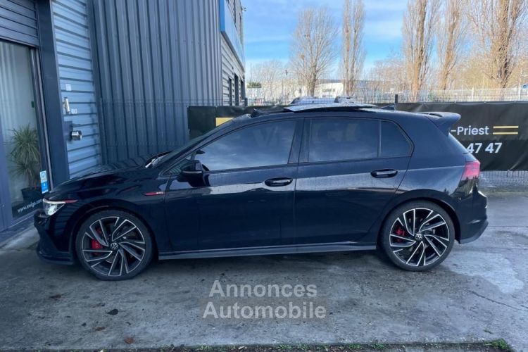 Volkswagen Golf VIII GTI ClubSport 300ch Toit Ouvrant- Line,Front assist- Siege, volant chauffant - <small></small> 30.980 € <small>TTC</small> - #12