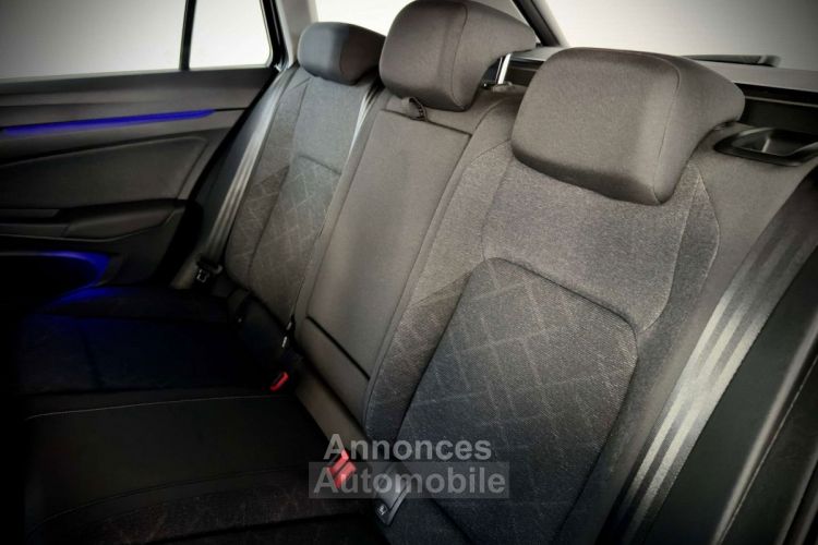 Volkswagen Golf VIII Variant 1.0 TSI 1ERPRO CAMERA COCKPIT CARPLAY TVA - <small></small> 22.990 € <small>TTC</small> - #16