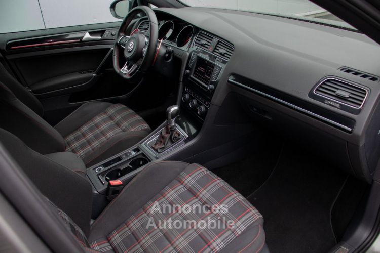 Volkswagen Golf Volkswagen GTI 2.0 TSI Performance DSG - HISTORIEK - APPLE CARPLAY - CRUISECONTROL - XENON - <small></small> 16.999 € <small>TTC</small> - #16