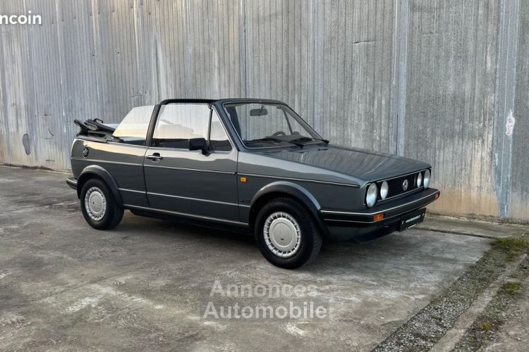 Volkswagen Golf VW 1 Cabriolet 29 000 kms - <small></small> 24.900 € <small>TTC</small> - #2