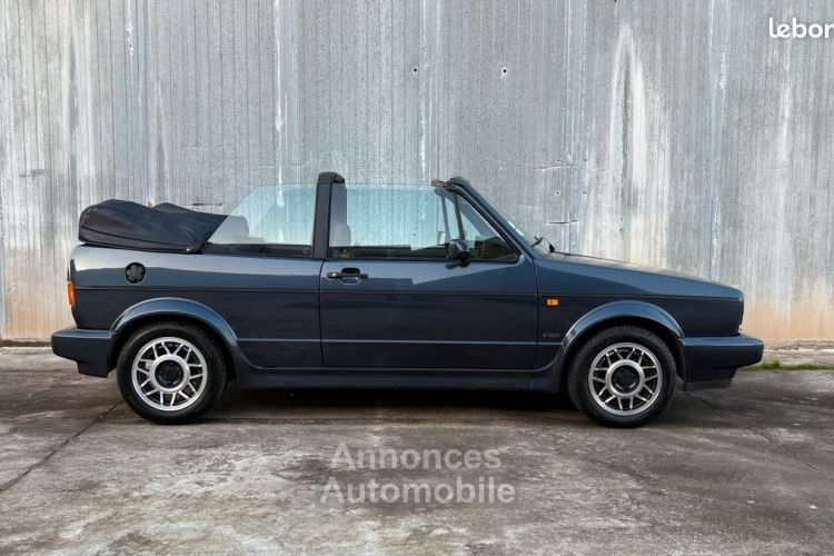 Volkswagen Golf VW 1 cabriolet 90 cv Direction assistée - <small></small> 13.500 € <small>TTC</small> - #1