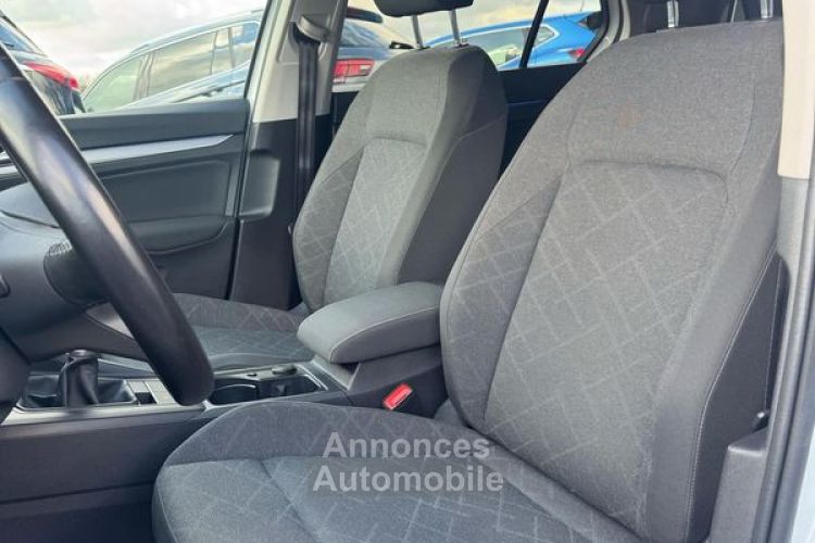 Volkswagen Golf VW 8 TDI 116 2.0 Garantie 6 ans Sièges chauffants Volant chauffant Apple Car Play Virtual Cockpit 18P 289-mois - <small></small> 21.990 € <small>TTC</small> - #5