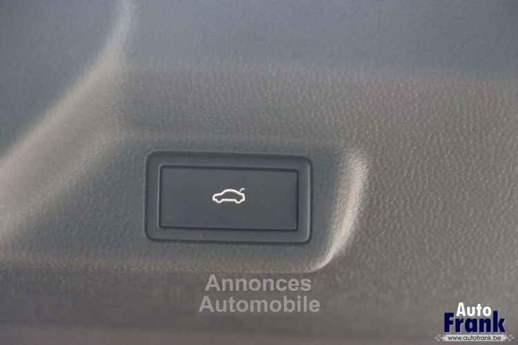 Volkswagen ID.Buzz ID. Buzz BUSINESS TREKHK INTR PLUS KEYLESS MATRIX - <small></small> 59.950 € <small>TTC</small> - #17