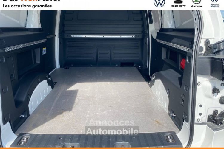 Volkswagen ID.Buzz ID. BUZZ CARGO ID. BUZZ CARGO 204 CH - <small></small> 52.980 € <small>TTC</small> - #20