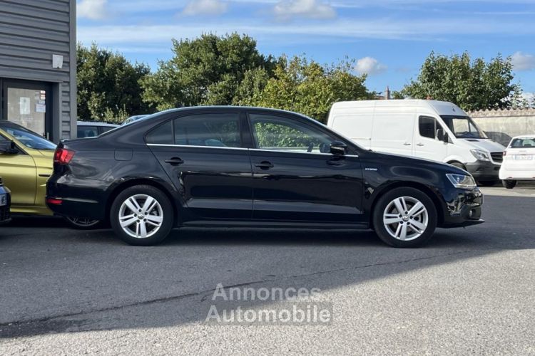 Volkswagen Jetta 1.4 16V TSI - 170 Hybrid - BV DSG 7 - <small></small> 11.990 € <small>TTC</small> - #4