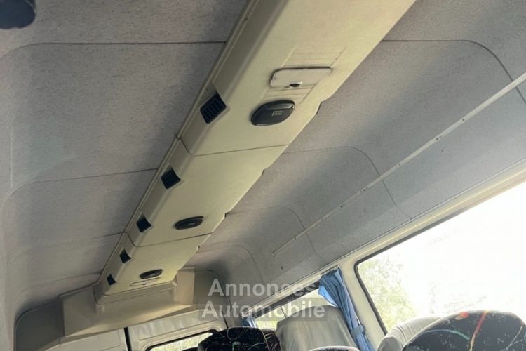 Volkswagen LT LT46 2,8L MINIBUS 20 PLACES ENTRETIEN COMPLET CLIM ETHYLOMETRE - <small></small> 12.990 € <small>TTC</small> - #19