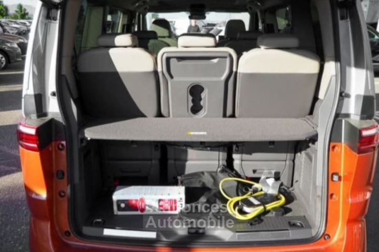 Volkswagen Multivan Court 1.4 eHybrid 218 DSG6 Style - <small></small> 79.990 € <small>TTC</small> - #17
