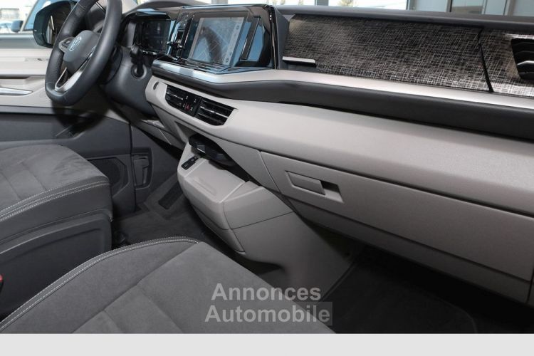 Volkswagen Multivan T7 eHybrid / 7P / Toit pano / Attelage / Harman Kardon / Garantie 12 mois - <small></small> 69.960 € <small></small> - #7