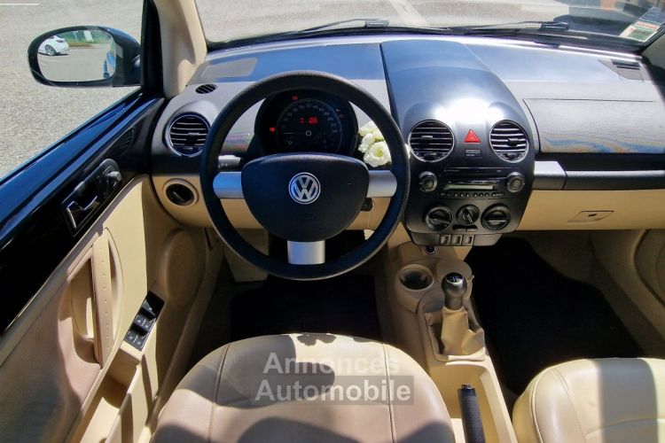 Volkswagen New Beetle Cabriolet 1.4 l 75ch - <small></small> 7.990 € <small>TTC</small> - #15