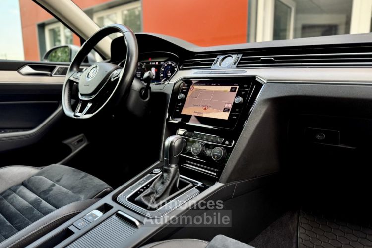 Volkswagen Passat 2.0 TDI 150 DSG Carat R-Line / Virtual Cockpit / Toit Ouv / Attelage / Pack Hiver / Garantie 1an - <small></small> 22.990 € <small>TTC</small> - #24