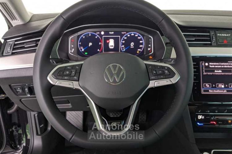 Volkswagen Passat SW 2.0 TDI EVO SCR 150 DSG7 R-Line - <small></small> 22.490 € <small>TTC</small> - #12