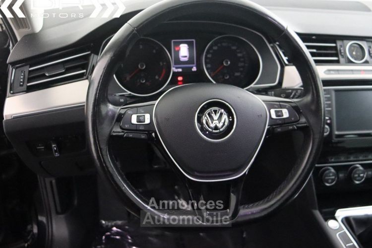 Volkswagen Passat Variant 1.6TDI HIGHLINE - NAVI LEDER PANODAK CAMERA - <small></small> 16.495 € <small>TTC</small> - #31