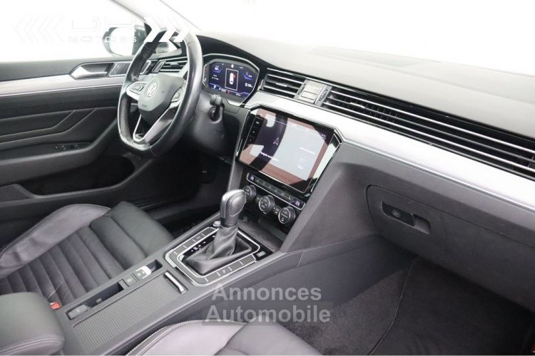 Volkswagen Passat Variant 1.6TDI SCR DSG FACELIFT BUSINESS - NAVI LEDER VIRTUAL COCKPIT MIRROR LINK - <small></small> 21.995 € <small>TTC</small> - #15