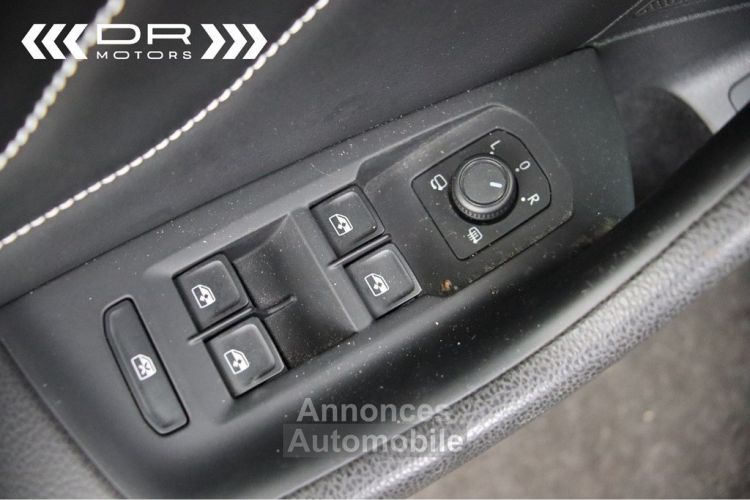 Volkswagen Passat Variant 1.6TDI SCR DSG FACELIFT BUSINESS - NAVI LEDER VIRTUAL COCKPIT MIRROR LINK - <small></small> 21.995 € <small>TTC</small> - #47