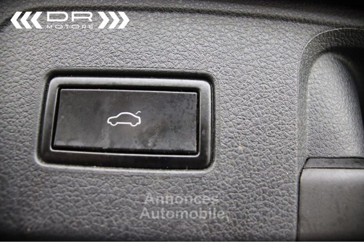 Volkswagen Passat Variant 1.6TDI SCR DSG FACELIFT BUSINESS - NAVI LEDER VIRTUAL COCKPIT MIRROR LINK - <small></small> 21.995 € <small>TTC</small> - #51