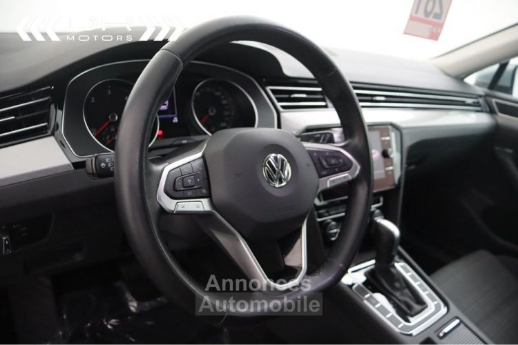 Volkswagen Passat Variant 1.6TDI SCR DSG FACELIFT BUSINESS - NAVI MIRRORLINK CAMERA - <small></small> 20.995 € <small>TTC</small> - #33