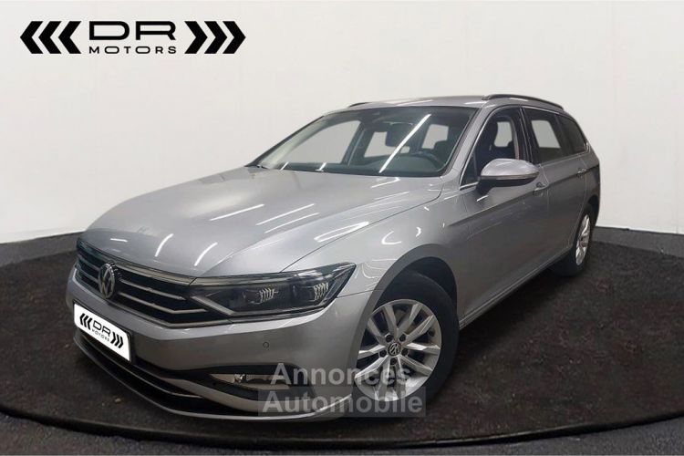 Volkswagen Passat Variant 1.6TDI SCR DSG STYLE - NAVI TREKHAAK LED - <small></small> 17.995 € <small>TTC</small> - #1