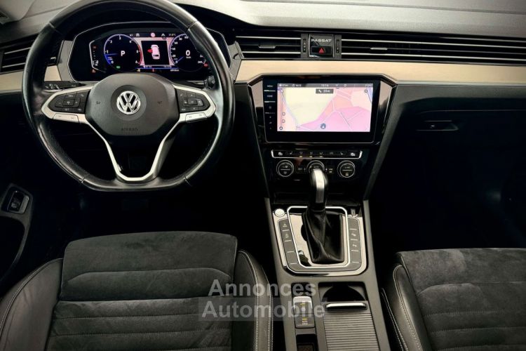 Volkswagen Passat Variant 1.6TDI T.OUVRANT COCKPIT DSG CAMERA ALCANTARA TVA - <small></small> 24.990 € <small>TTC</small> - #15