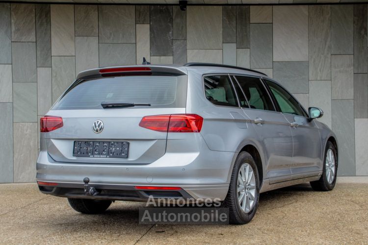 Volkswagen Passat Volkswagen Variant 1.6 TDI DSG - 1STE EIGENAAR - APPLE CARPLAY - ADAPT. CRUISECONTROL - CAMERA - TREKHAAK - BI-XENON - EURO 6 - <small></small> 11.999 € <small>TTC</small> - #8