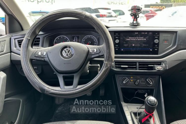 Volkswagen Polo 1.0 80CH CARPLAY CONFORT LINE - <small></small> 11.890 € <small>TTC</small> - #17