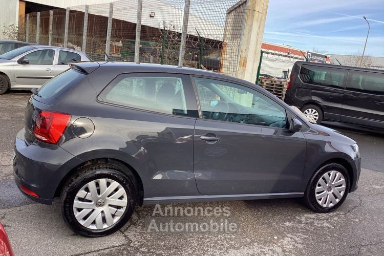 Volkswagen Polo 1.0 Confortline - <small></small> 7.950 € <small>TTC</small> - #12